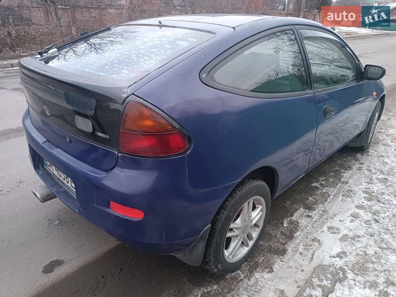 Купе Mazda 323 1994 в Хмельницком