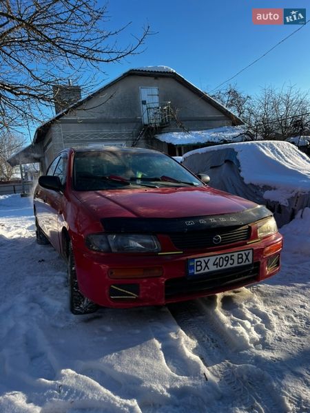 Седан Mazda 323 1995 в Стреховцы