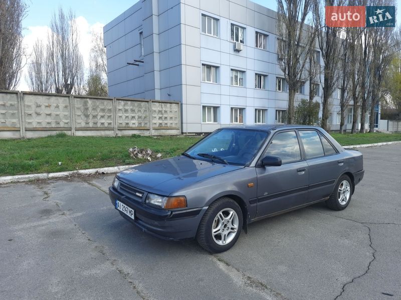 Седан Mazda 323 1991 в Києві фото 2 Седан Mazda 323 1991 в Києві