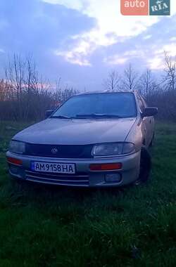 Седан Mazda 323 1997 в Умані