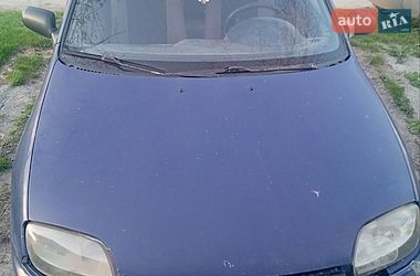 Хетчбек Mazda 323 1994 в Шепетівці