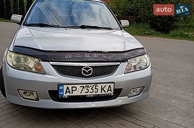 Седан Mazda 323 2002 в Львове