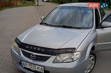 Седан Mazda 323 2002 в Львове