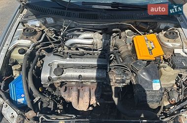 Седан Mazda 323 1995 в Одесі