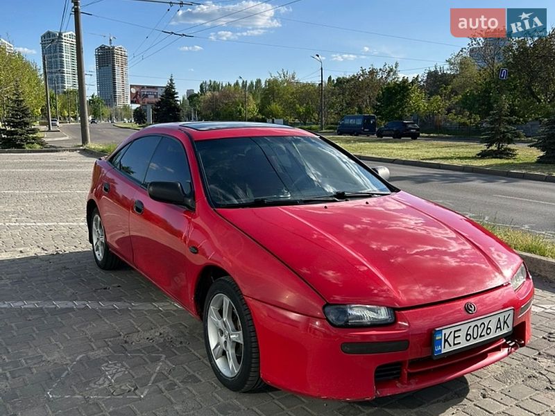 Хэтчбек Mazda 323 1995 в Днепре