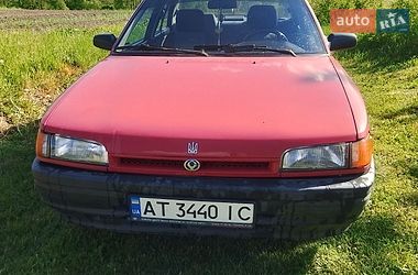 Седан Mazda 323 1994 в Ивано-Франковске