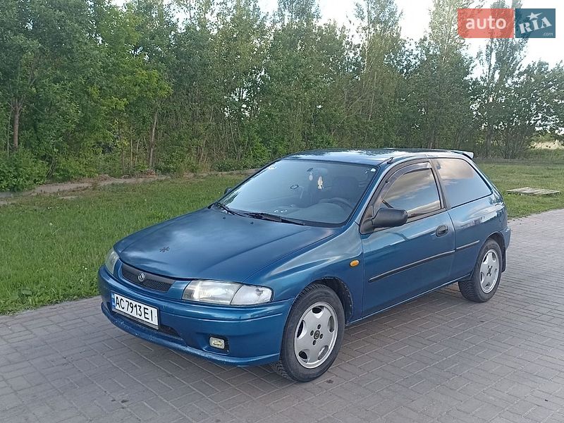 Mazda 323 1998