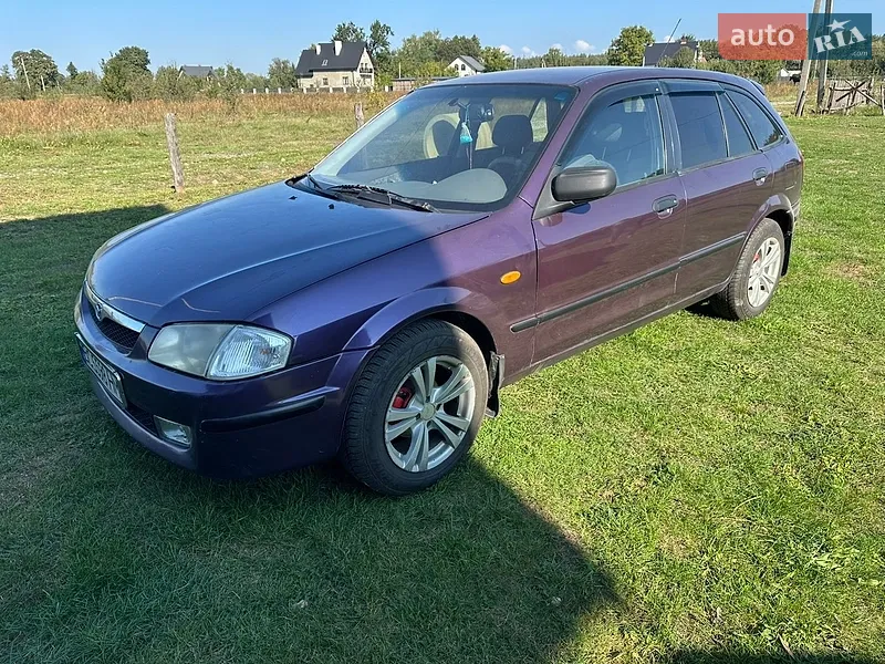 Mazda 323 1999
