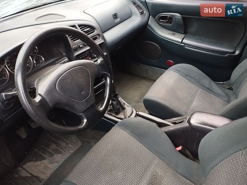 Хетчбек Mazda 323 1994 в Харкові фото 8 Хетчбек Mazda 323 1994 в Харкові