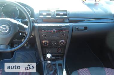 Хэтчбек Mazda 3 2004 в 