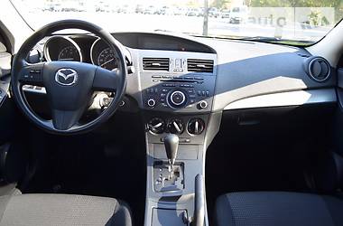 Седан Mazda 3 2013 в Львове