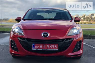 Седан Mazda 3 2012 в Киеве