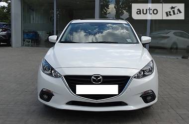 Седан Mazda 3 2015 в Днепре