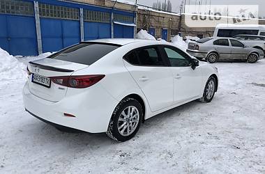 Седан Mazda 3 2016 в Києві