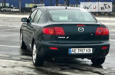 Седан Mazda 3 2003 в Киеве
