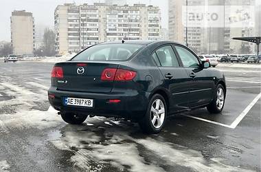 Седан Mazda 3 2003 в Киеве