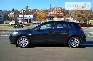 Хэтчбек Mazda 3 2011 в Киеве