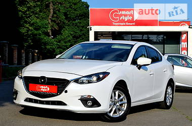 Седан Mazda 3 2015 в Києві