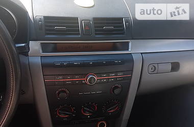 Хэтчбек Mazda 3 2005 в 