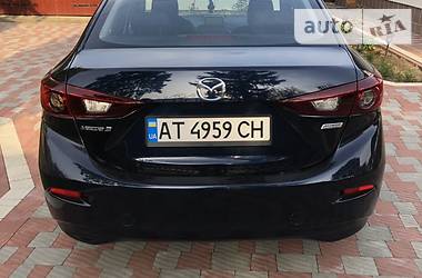 Седан Mazda 3 2016 в Долине