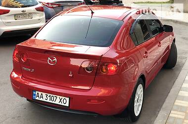 Седан Mazda 3 2005 в 