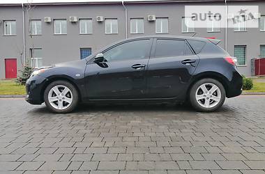 Хэтчбек Mazda 3 2011 в Дубно