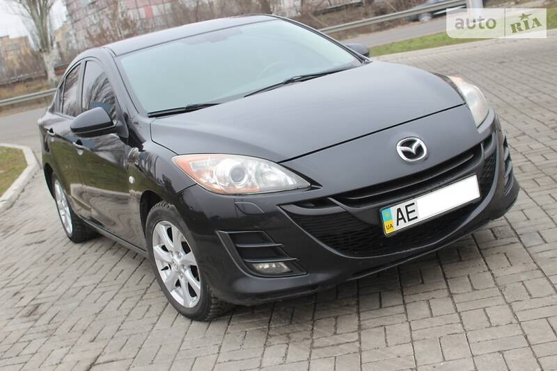 Седан Mazda 3 2010 в 