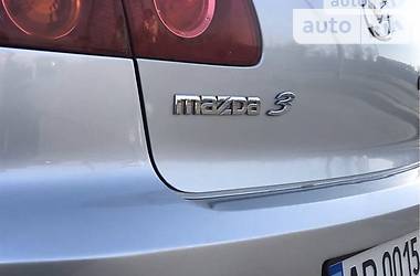 Седан Mazda 3 2004 в 