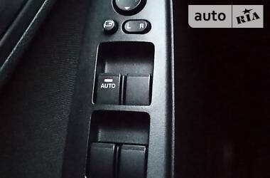Хэтчбек Mazda 3 2011 в 