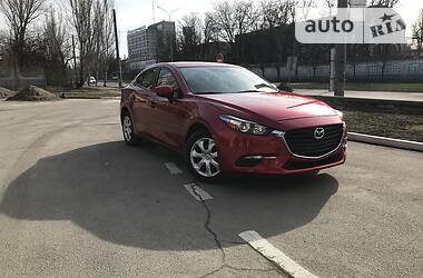 Седан Mazda 3 2016 в Бердянске