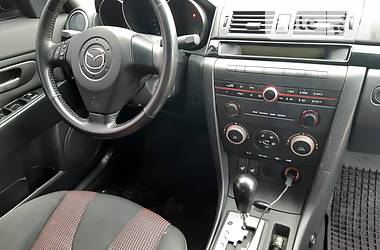 Седан Mazda 3 2005 в 