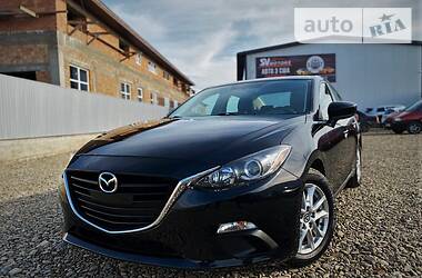 Седан Mazda 3 2014 в Черновцах