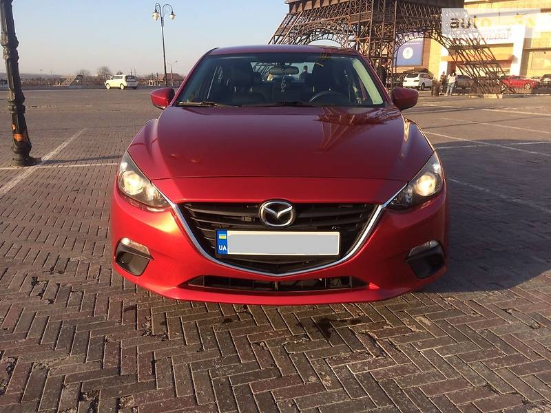 Седан Mazda 3 2014 в 