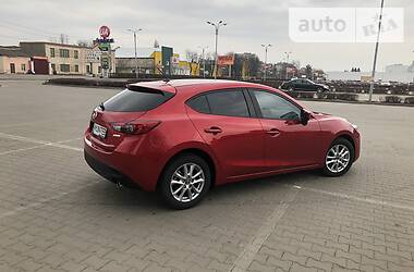 Хетчбек Mazda 3 2017 в Житомирі