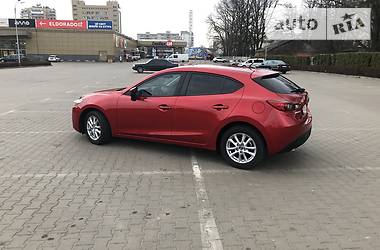 Хетчбек Mazda 3 2017 в Житомирі