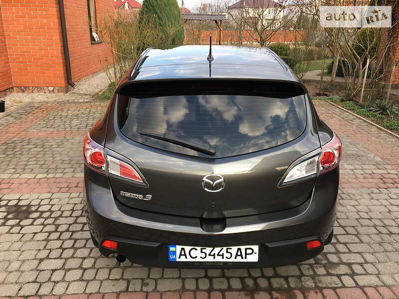 Хетчбек Mazda 3 2011 в Луцьку