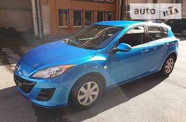 Хэтчбек Mazda 3 2011 в Луцке