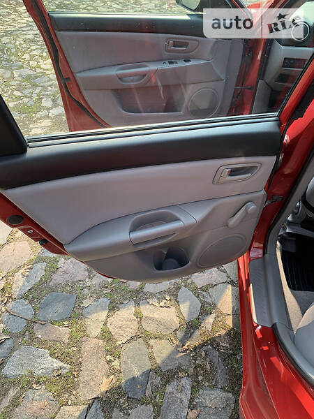 Хетчбек Mazda 3 2006 в Жашківу