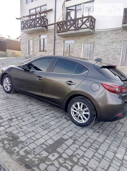 Хетчбек Mazda 3 2014 в Хмельницькому