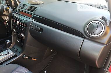 Хетчбек Mazda 3 2004 в 