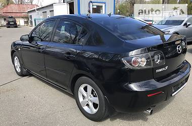 Седан Mazda 3 2006 в 