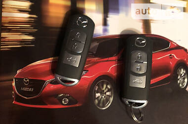Седан Mazda 3 2015 в Киеве