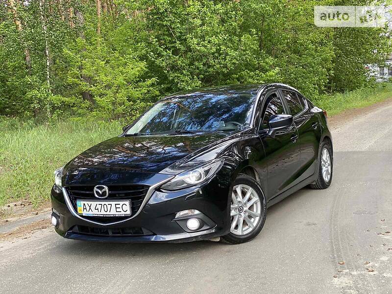 Седан Mazda 3 2013 в Харкові