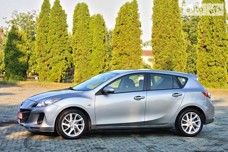 Хетчбек Mazda 3 2012 в Дубні