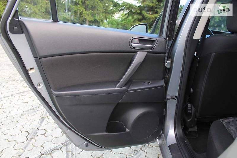Хетчбек Mazda 3 2012 в Дубні