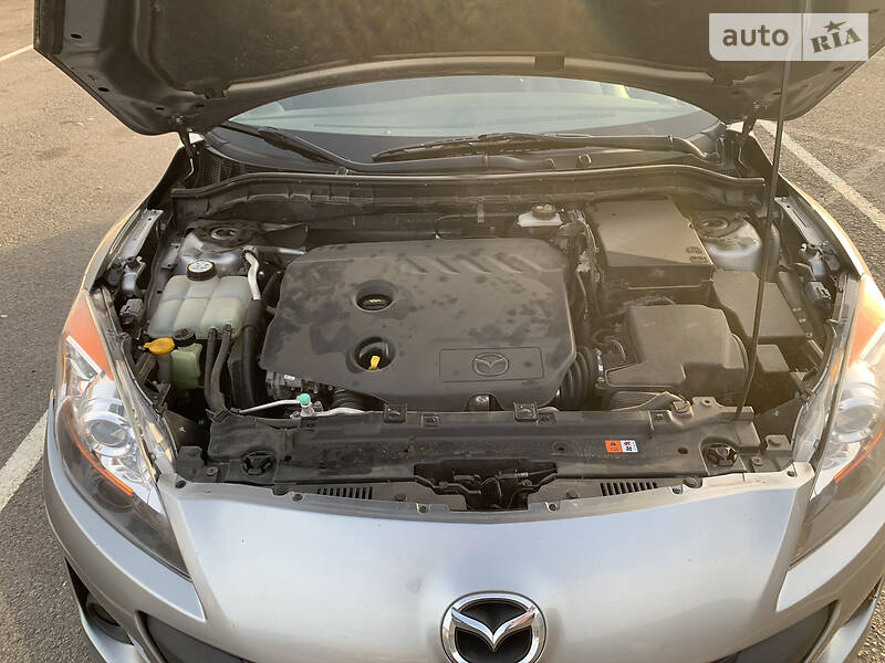 Седан Mazda 3 2011 в Рівному