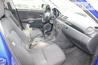 Седан Mazda 3 2008 в Днепре