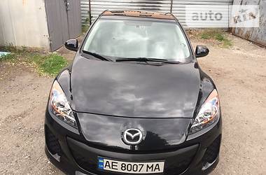 Седан Mazda 3 2012 в Днепре