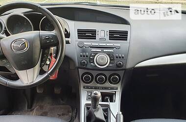 Хэтчбек Mazda 3 2010 в Ивано-Франковске