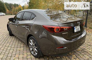 Седан Mazda 3 2017 в Харкові